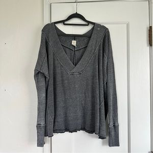 We the Free V-neck Long Sleeve